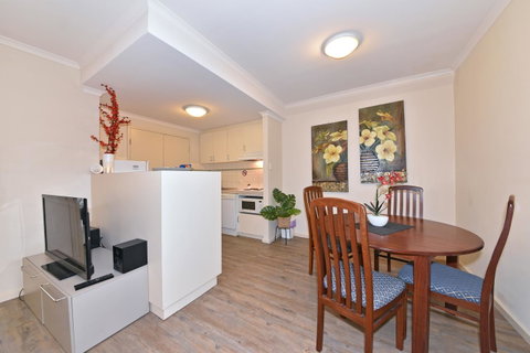 Inner Perth CBD 1X1 Apartment: 605451 - QLD Tourism 8