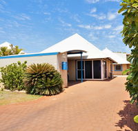 Osprey Holiday Village Unit 119 - Close to the pool - QLD Tourism