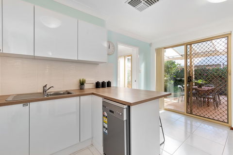Applecross Village Residence - QLD Tourism 14