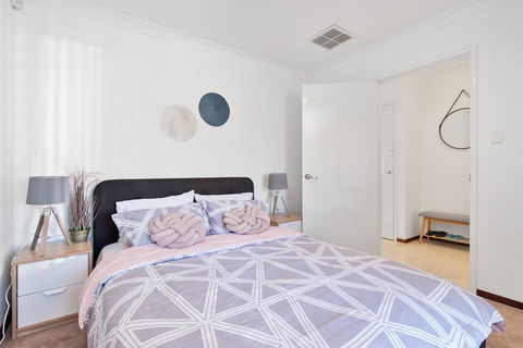Applecross Village Residence - QLD Tourism 19