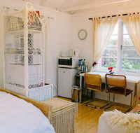 Garden Studio in Cottesloe - Queensland Tourism