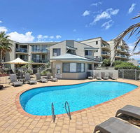 Scarborough Beach Front Resort - Shell Four - Queensland Tourism