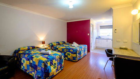 Australind Tourist Park - Queensland Tourism 13