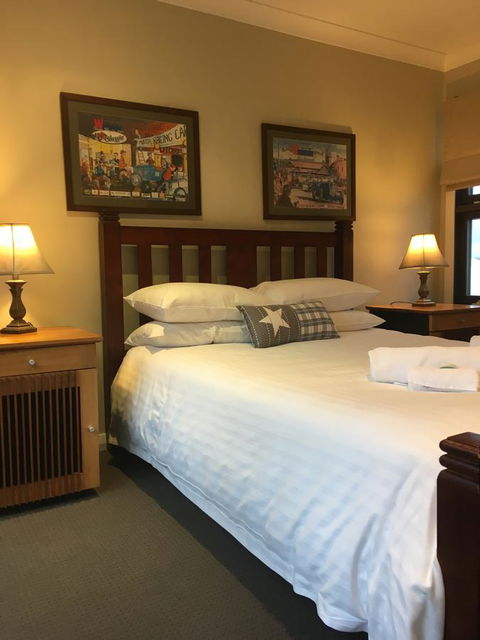Rowley House - Queensland Tourism 12