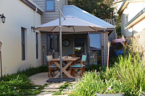 Rowley House - Queensland Tourism 7
