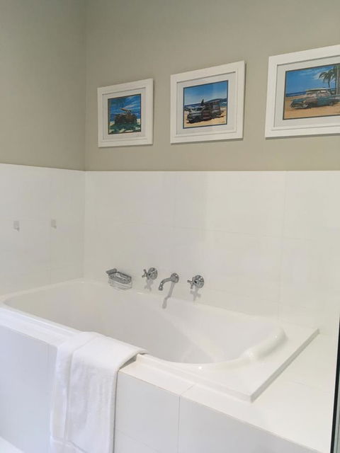 Rowley House - Queensland Tourism 1