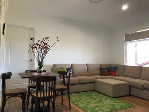 The Mains Guest House 2 Bedroom Farm Stay - QLD Tourism 11