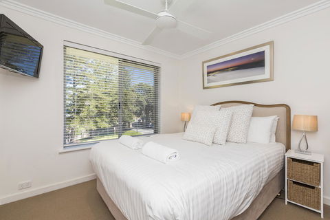 Cottesloe Beach Pines Apartment - Queensland Tourism 5