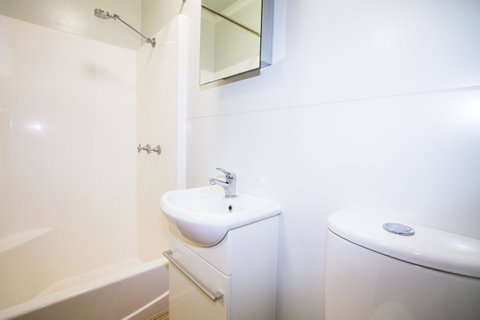 Meekatharra Accommodation Centre - QLD Tourism 19