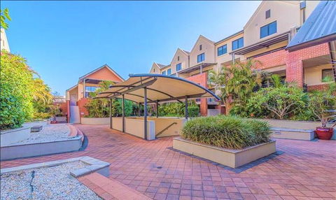 Subiaco Emporium Apartment - Queensland Tourism 4