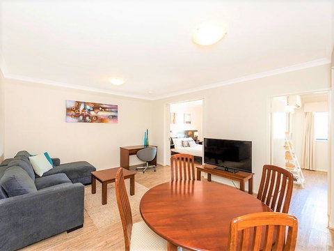 Perth West End Apartment 504 - QLD Tourism 12