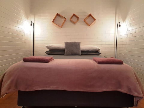 Fremantle Coastal Stay - 1 Bedroom Central Apartment - Queensland Tourism 4