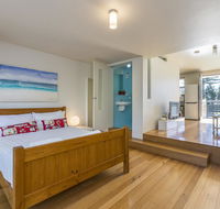 Cottesloe Tree Top Studio - Queensland Tourism