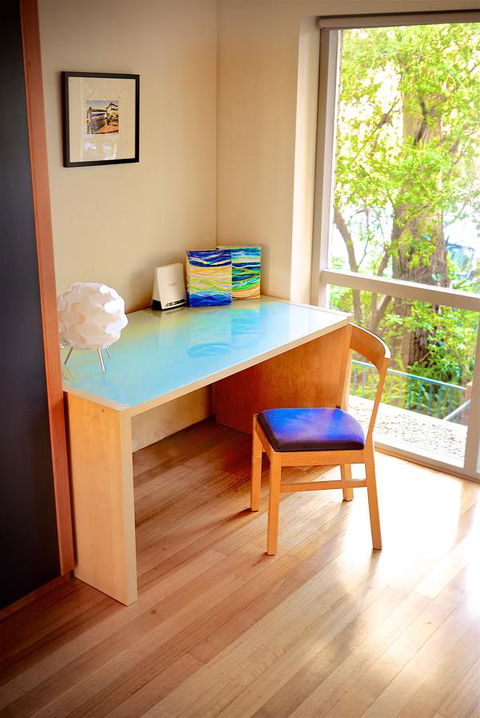 Cottesloe Tree Top Studio - Executive Escapes - Queensland Tourism 13