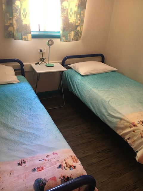 Esperance YHA - QLD Tourism 8