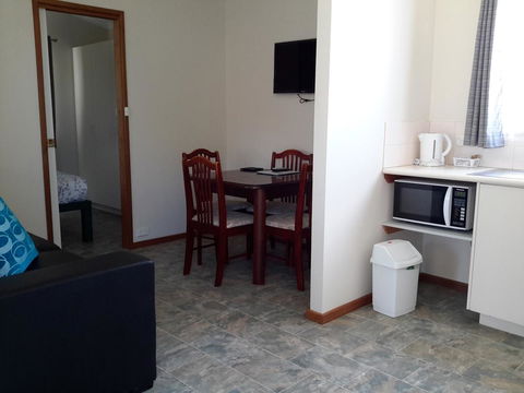 Leander Reef Holiday Park - Queensland Tourism 13