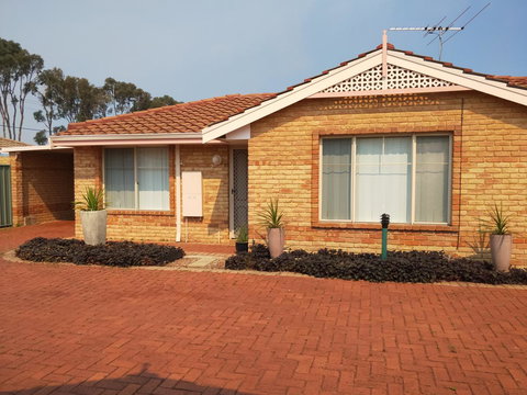 Sea-Esta - Queensland Tourism 2