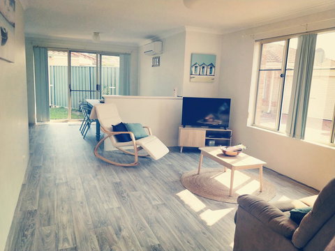 Sea-Esta - Queensland Tourism 13