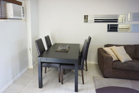 Studio 4 - Ground Floor Fremantle Apartment - Queensland Tourism 8