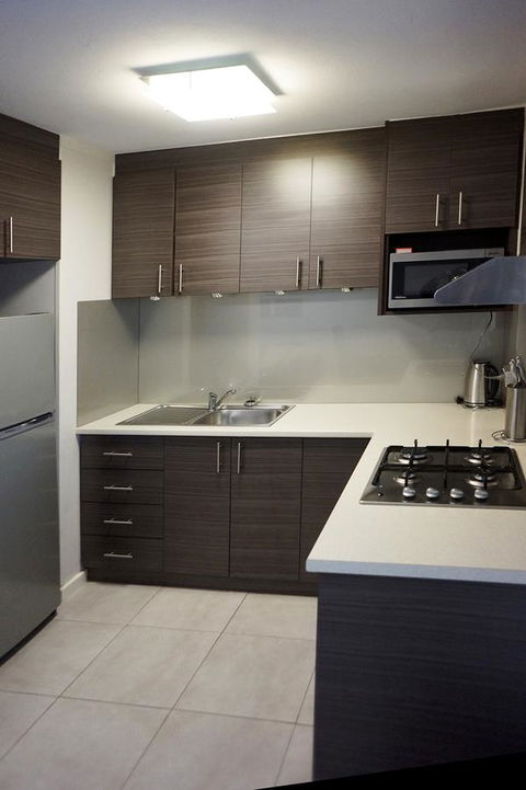 Studio 4 - Ground Floor Fremantle Apartment - Queensland Tourism 13