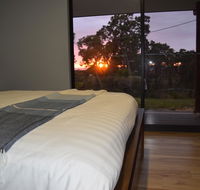 Eagle Bay House - QLD Tourism