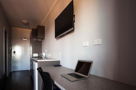 Beadon Bay Hotel - Queensland Tourism 8