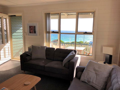 BINALONG BEACH COTTAGE Beachfront At Bay Of Fires Next To Restaurant - Queensland Tourism 12