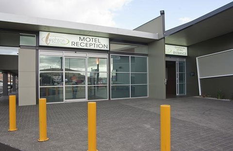 Brighton Hotel Motel - QLD Tourism 16