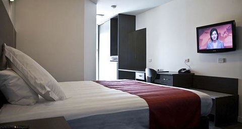 Brighton Hotel Motel - QLD Tourism 9