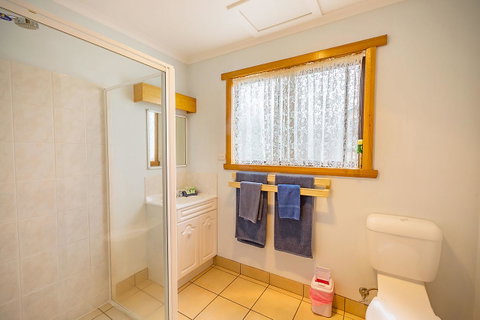 Queechy Motel - QLD Tourism 29