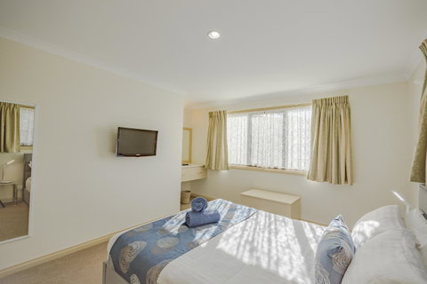 Queechy Motel - QLD Tourism 6