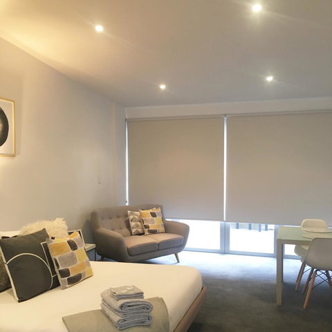 Sandy Bay Studio Apartment - QLD Tourism 2
