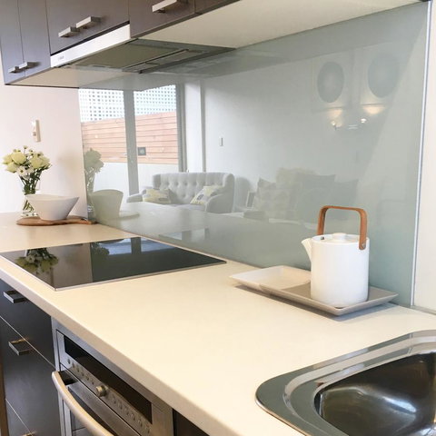 Sandy Bay Studio Apartment - QLD Tourism 3
