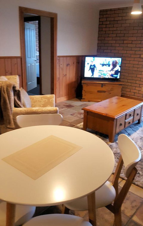 Stanley Village Waterfront Accommodation - QLD Tourism 4