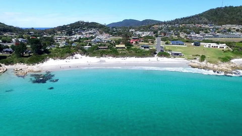 Bicheno Cabin Park - QLD Tourism 3