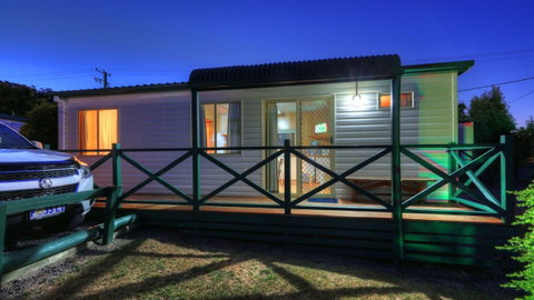 Bicheno Cabin Park - QLD Tourism 14