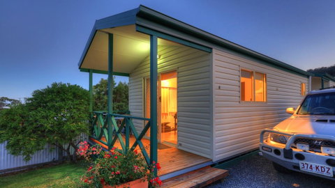 Bicheno Cabin Park - QLD Tourism 10