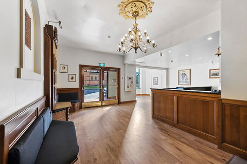 The Cornwall Boutique Hotel - QLD Tourism 24