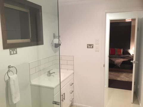 Boomers Retreat, Alonnah, Bruny Island - QLD Tourism 12