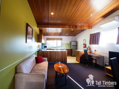 Tall Timbers Tasmania - Queensland Tourism 17