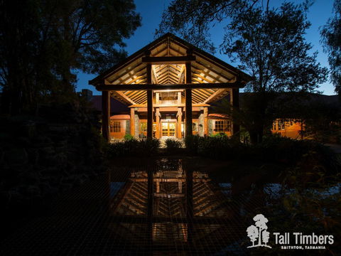 Tall Timbers Tasmania - Queensland Tourism 6