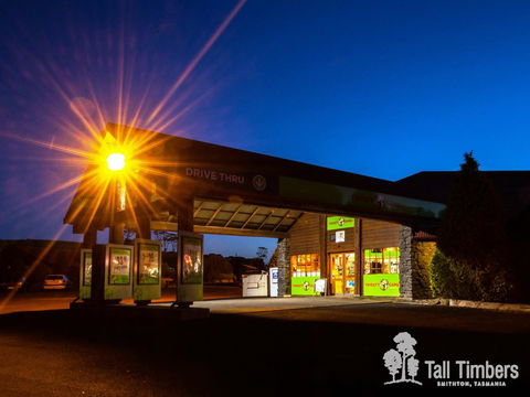 Tall Timbers Tasmania - Queensland Tourism 34