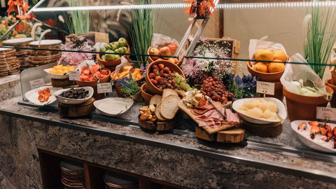 Country Club Tasmania - QLD Tourism 11