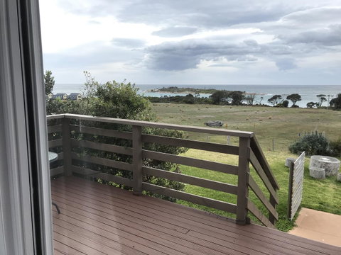 Beachend Bicheno - QLD Tourism 6