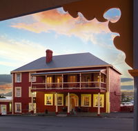 Stanley Hotel  Apartments - QLD Tourism