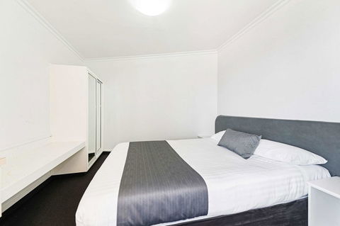 Coach House Launceston - QLD Tourism 15