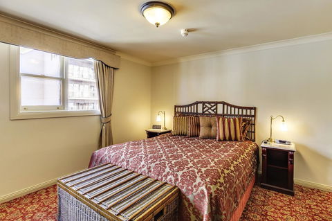 Hadley\'s Orient Hotel - QLD Tourism 18