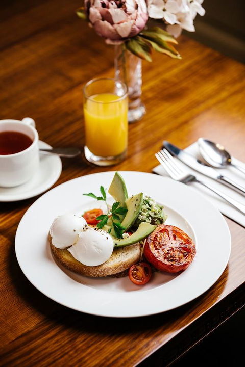 Hadley\'s Orient Hotel - QLD Tourism 5