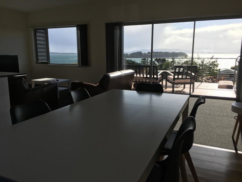 Couples Getaway On Bruny Island - QLD Tourism 13