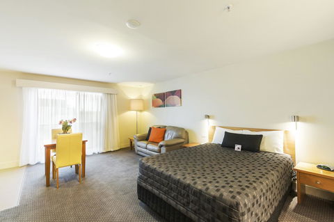 The Old Woolstore Apartment Hotel - QLD Tourism 22